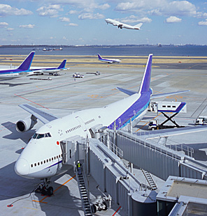 航空機の燃料タンクの残量計測